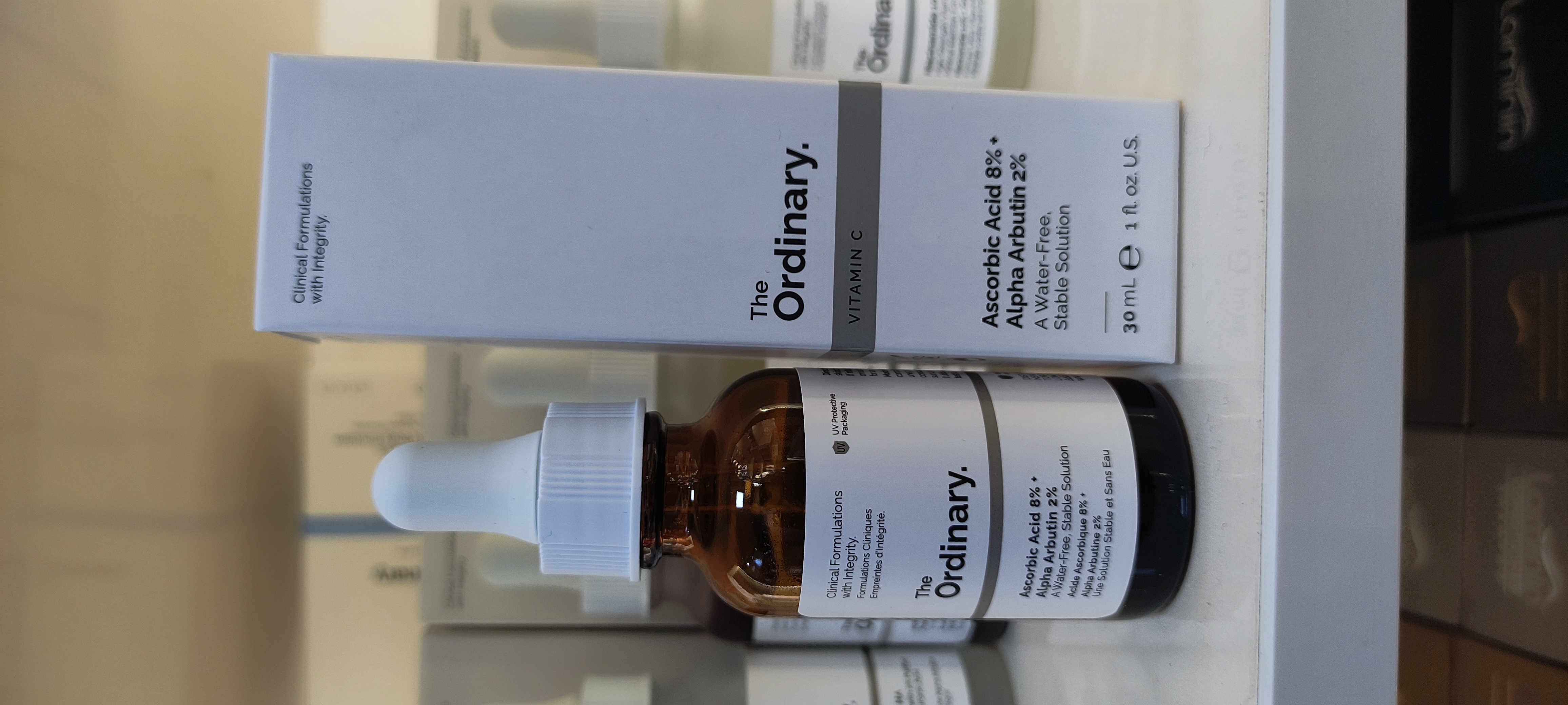 سرم اسکوربیک اسید اوردینری ویتامین سی 8%+ آلفا آربوتین 2%(۱۰۰% اصل)